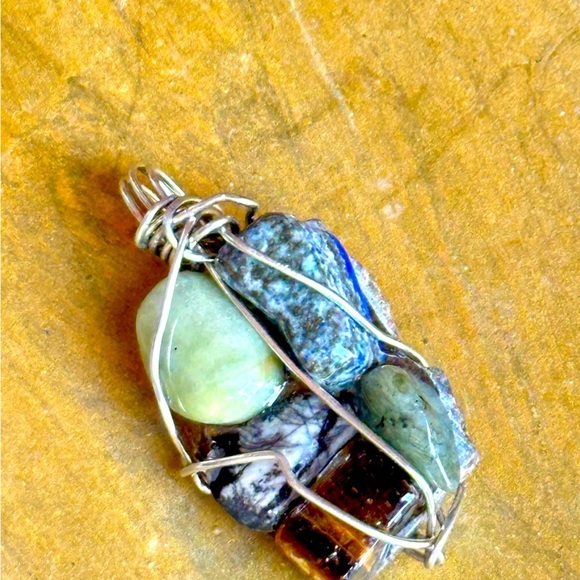 Necklace Pendant, Handmade assemblage Wire Wrapped real Stones Resin Set 4300 G - Picture 1 of 10